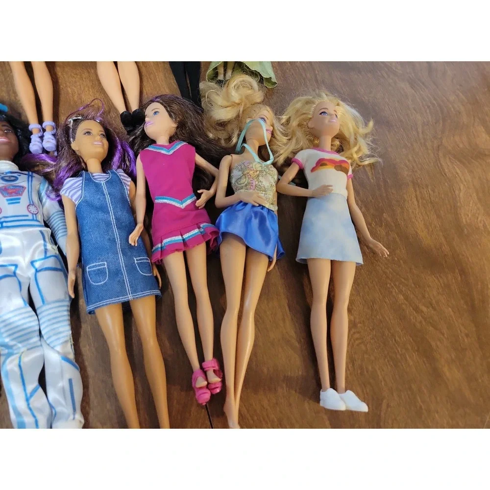 Barbie Doll Lot 16 dolls Some Disney Astronaut AA etc.... Mixed collection